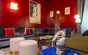 Boutique Hotel Metro 900